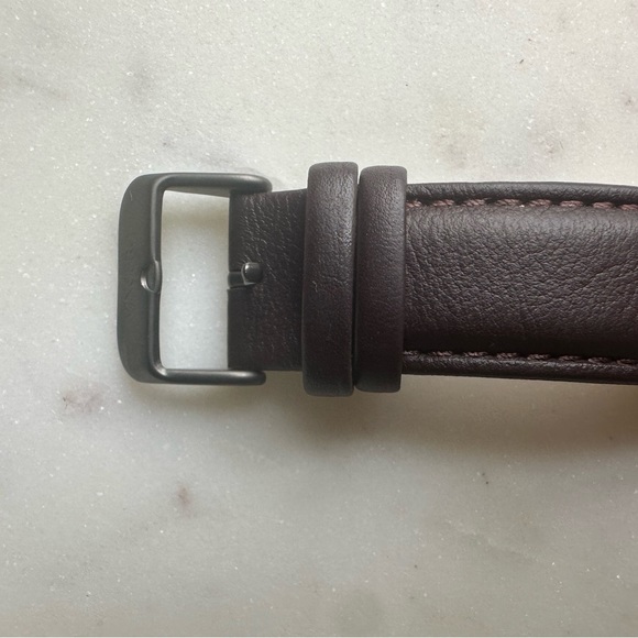 Vincero Men’s Watch 43MM Gunmetal/Walnut Leather Strap - Picture 9 of 10